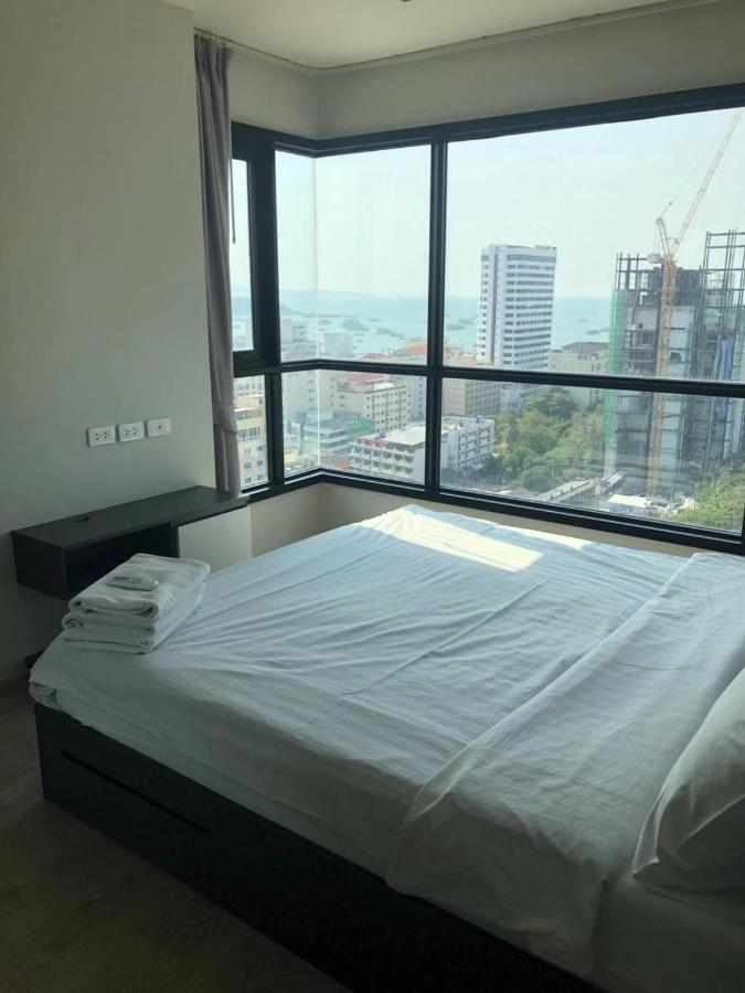 the base central pattaya seaview Bagian luar foto