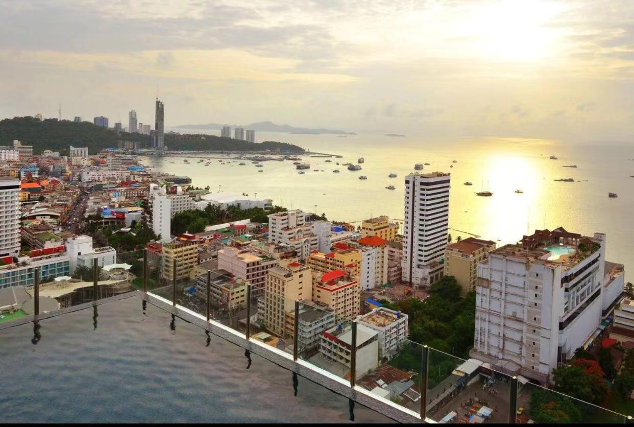 the base central pattaya seaview Bagian luar foto