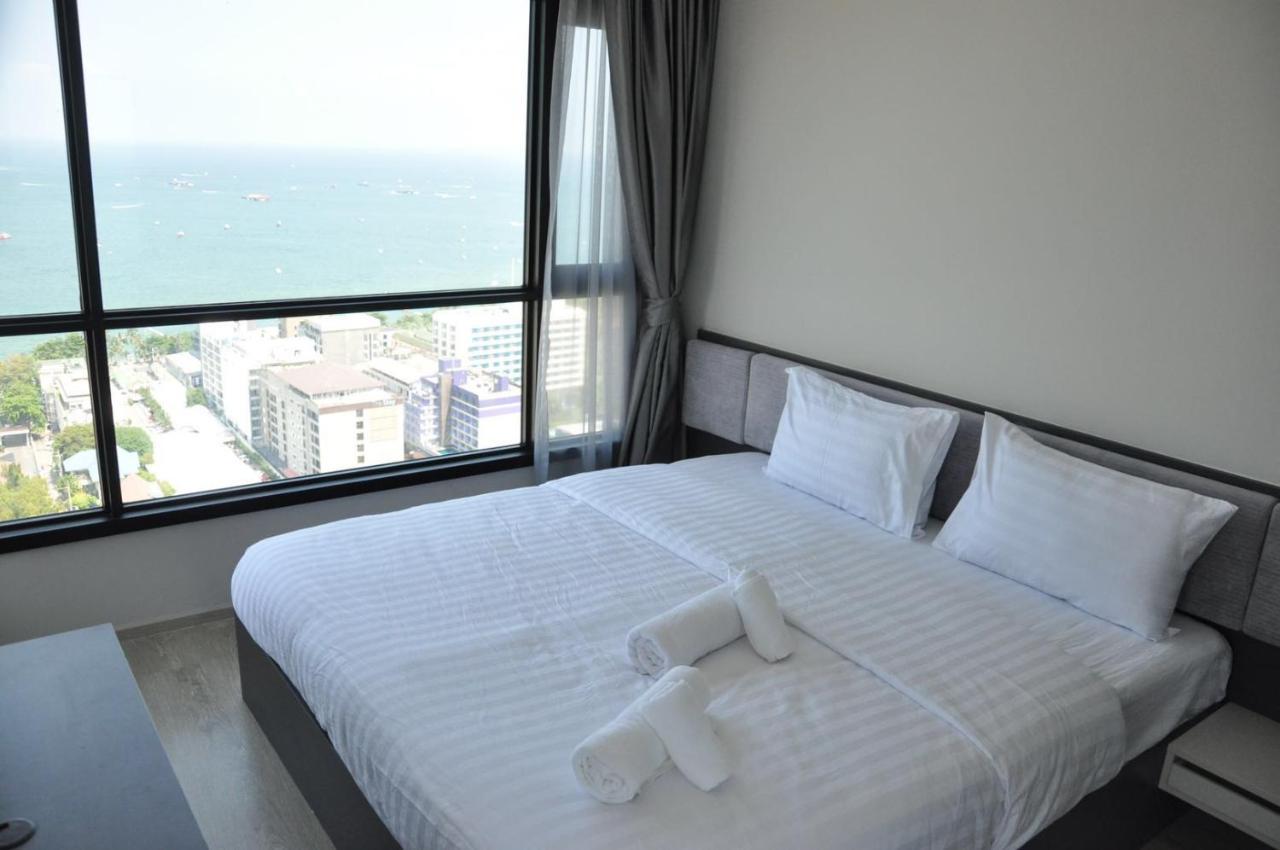 the base central pattaya seaview Bagian luar foto